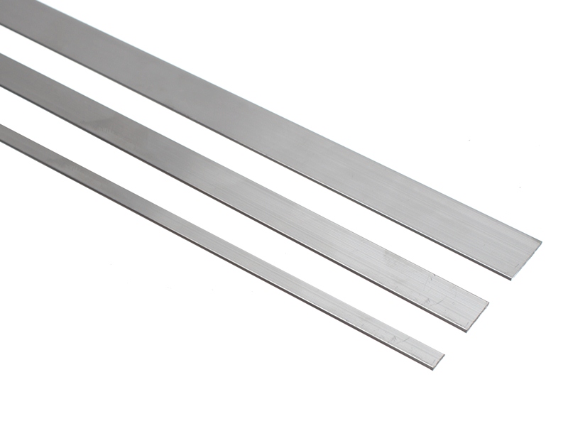rå aluminium profil flad
